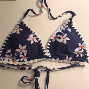 NEW CUPSHE NAVY FLORAL BIKINI SET